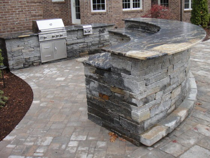 Patio with outdoor kitchen in Glastonbury CT